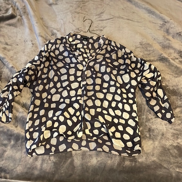 Club Monaco 100% Silk Blouse - Picture 1 of 5